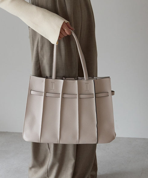 ベルトモチーフプリーツデザイントートバッグ 12-1227