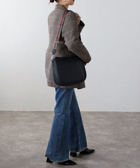 レザーショルダーバッグ 18‐1142