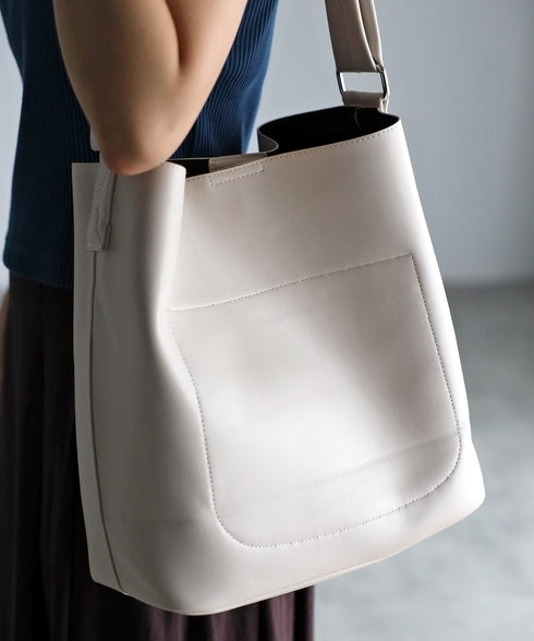 A4すっぽり大容量ショルダーバッグ 12-1094