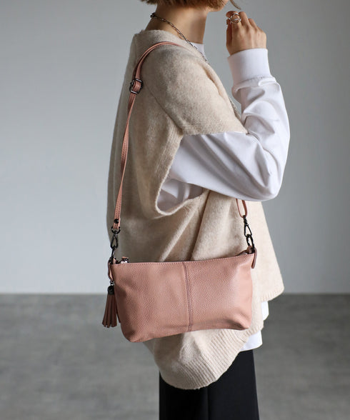 タッセル付きレザーショルダーバッグ 18-0429