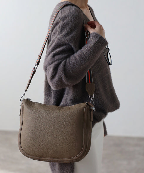 レザーショルダーバッグ 18‐1142