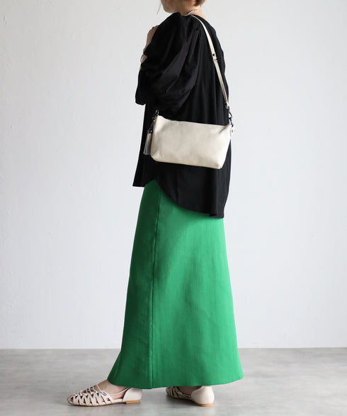 タッセル付きレザーショルダーバッグ 18-0429