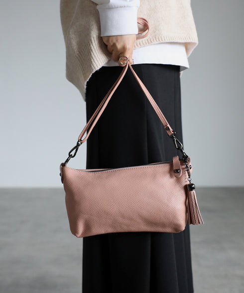 タッセル付きレザーショルダーバッグ 18-0429