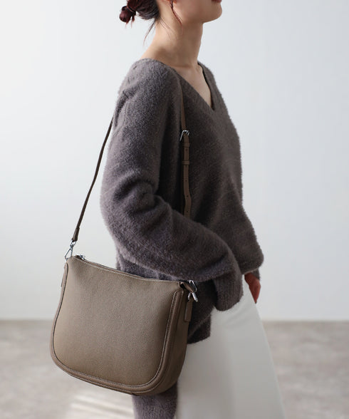 レザーショルダーバッグ 18‐1142