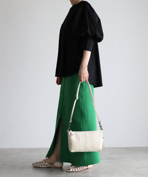 タッセル付きレザーショルダーバッグ 18-0429