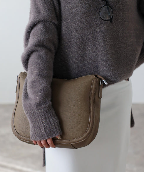 レザーショルダーバッグ 18‐1142