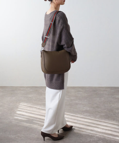 レザーショルダーバッグ 18‐1142