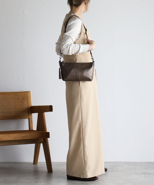 タッセル付きレザーショルダーバッグ 18-0429