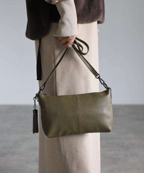 タッセル付きレザーショルダーバッグ 18-0429