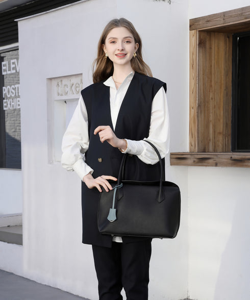 【ショップチャンネルOA商品】A4サイズ レザーボストンバッグ チャーム付き18-1197