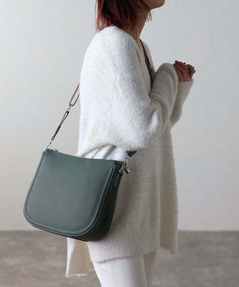 レザーショルダーバッグ 18‐1142