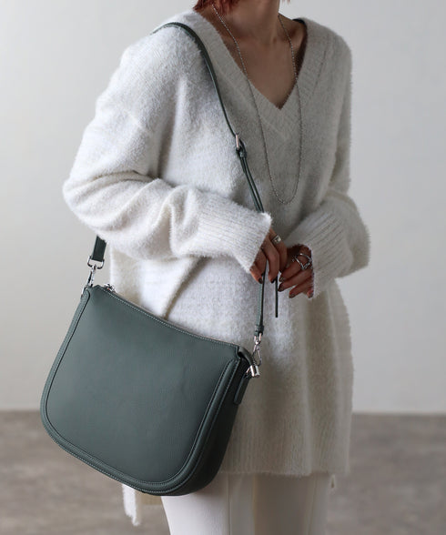 レザーショルダーバッグ 18‐1142