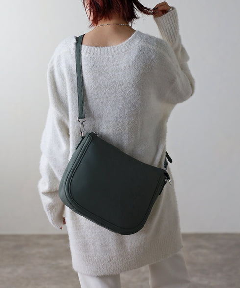 レザーショルダーバッグ 18‐1142