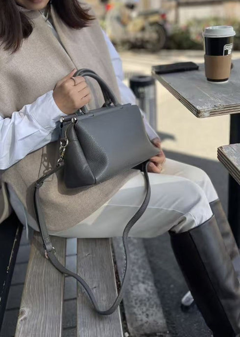 2WAY3室構造バーハンドルバッグ キーチャーム付き 12-1207