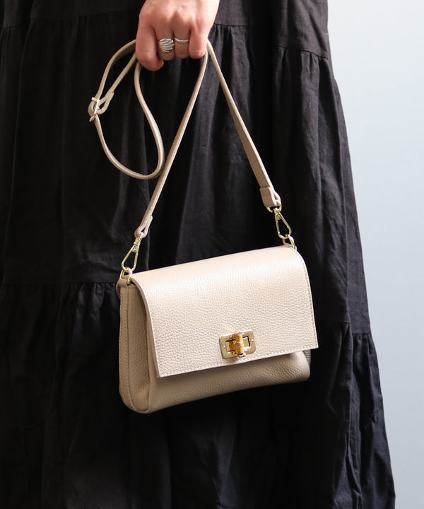 イタリアレザー ショルダーバッグ 77-0184