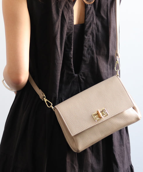 イタリアレザー ショルダーバッグ 77-0184