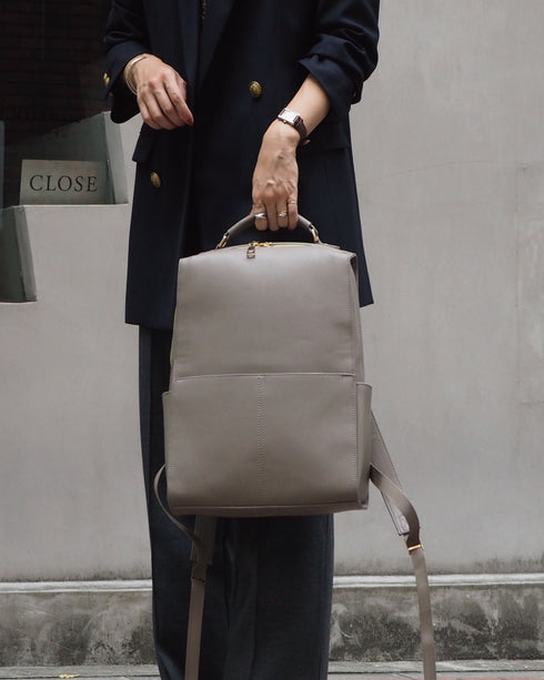 A4スクエアビジネスリュック 17ー1180