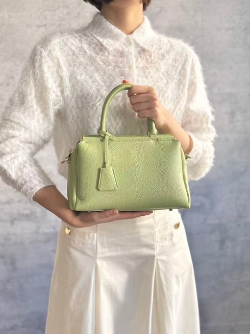 2WAY3室構造バーハンドルバッグ キーチャーム付き 12-1207