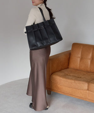 ベルトモチーフプリーツデザイントートバッグ 12-1227