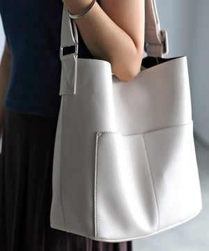 A4すっぽり大容量ショルダーバッグ　12-1094