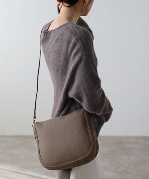 レザーショルダーバッグ　18‐1142